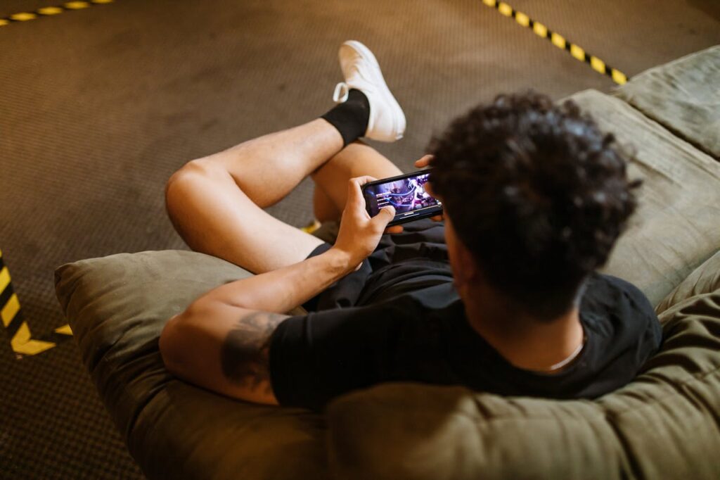 Top Mobile Gaming Trends: What’s Hot in the World of Apps
